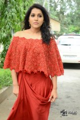 Rashmi Gautam At Next Nuvve Movie Press Meet